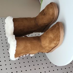 Tan faux suede girls boots